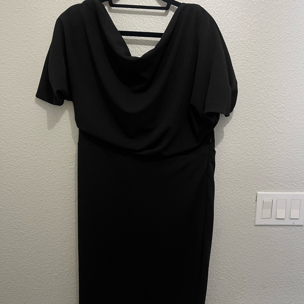 Alexia Admor Elegant Black Gown